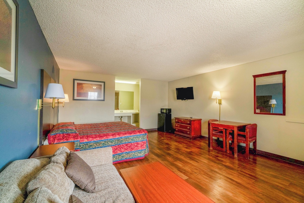 Executive Inn Mineral Wells - photo 16