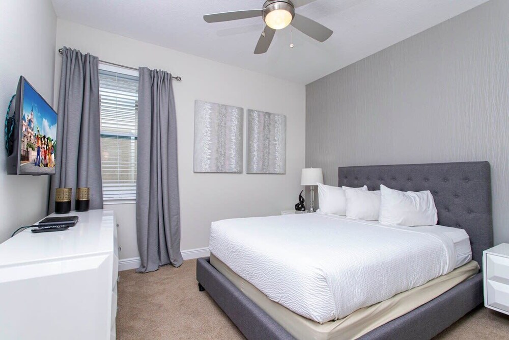 Luxurious 5Bd Single Family w Pool&Jacuzzi @Encore Resort 7432 - photo 16