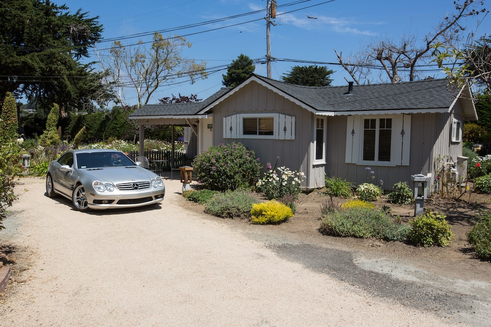 Carmel River Inn & Cottages - photo 10