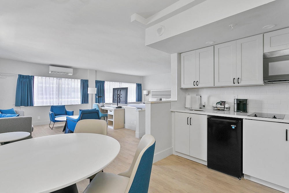 Ocean Sky Hotel and Resort - photo 23