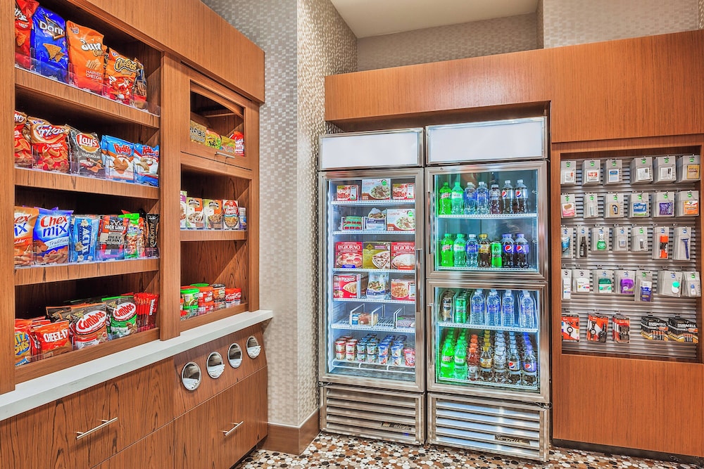SpringHill Suites Anaheim Maingate - photo 36