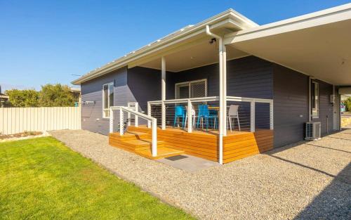 Bryant Blue 10 Bryant Crescent Goolwa Beach No Linen Included — hotel in Goolwa