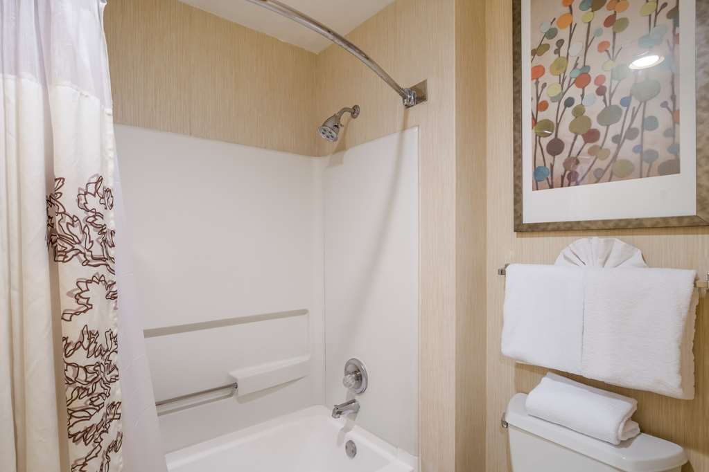 SenS Suites Livermore SureStay Collection by Best Western - photo 35