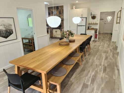 Hillview on Delany in Bright, Australia