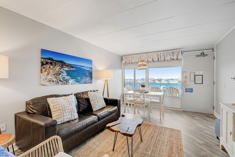 Ocean 7 - photo 213