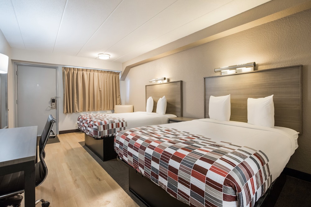 Red Roof Inn Princeton Ewing - photo 4