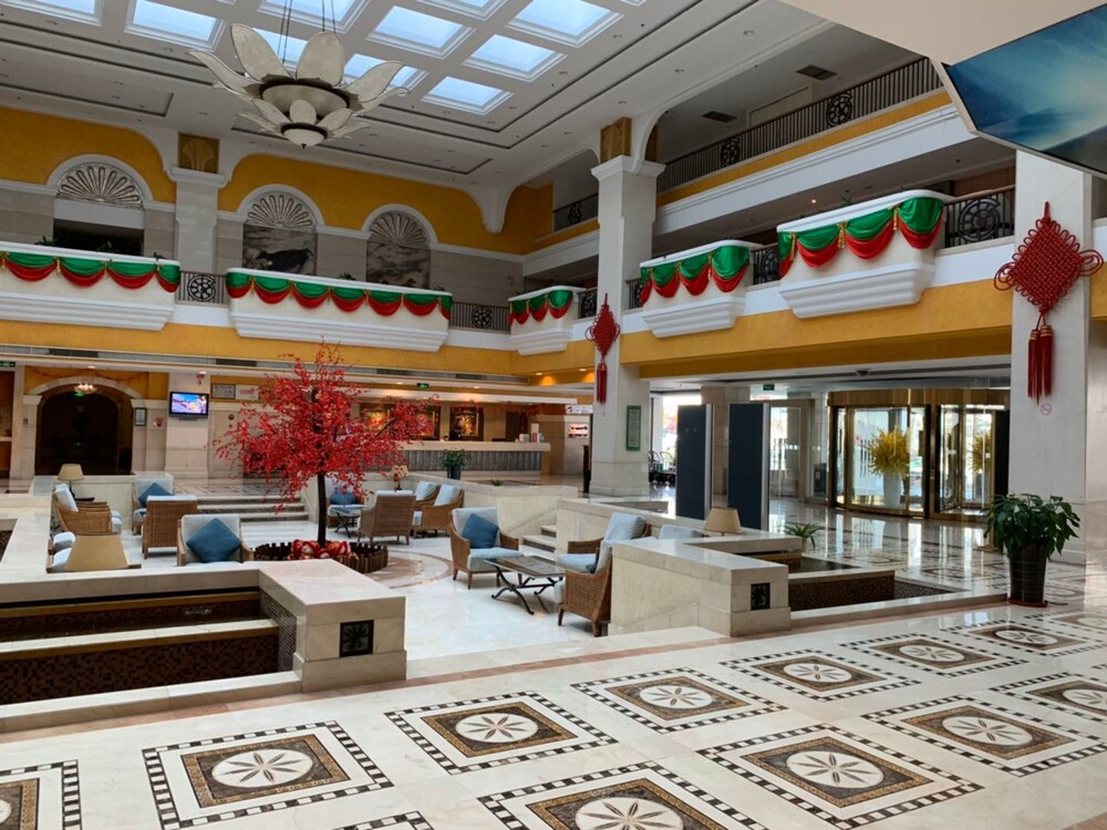 New Century Sea View Hotel Qinhuangdao in Qinhuangdao, People's Republic of China