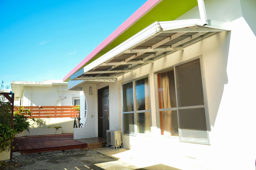 Share Queen - last minute hotel in Ishigaki