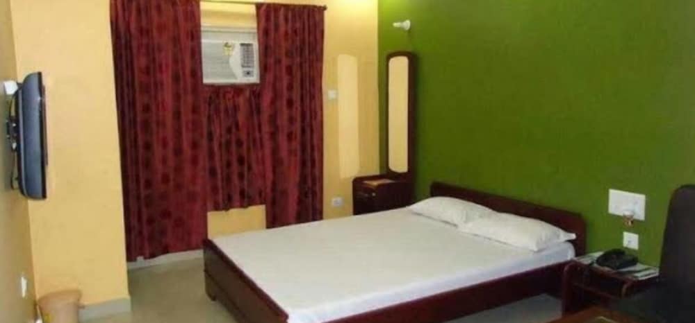 Hotel Galaxy Palace in Bareilly, India