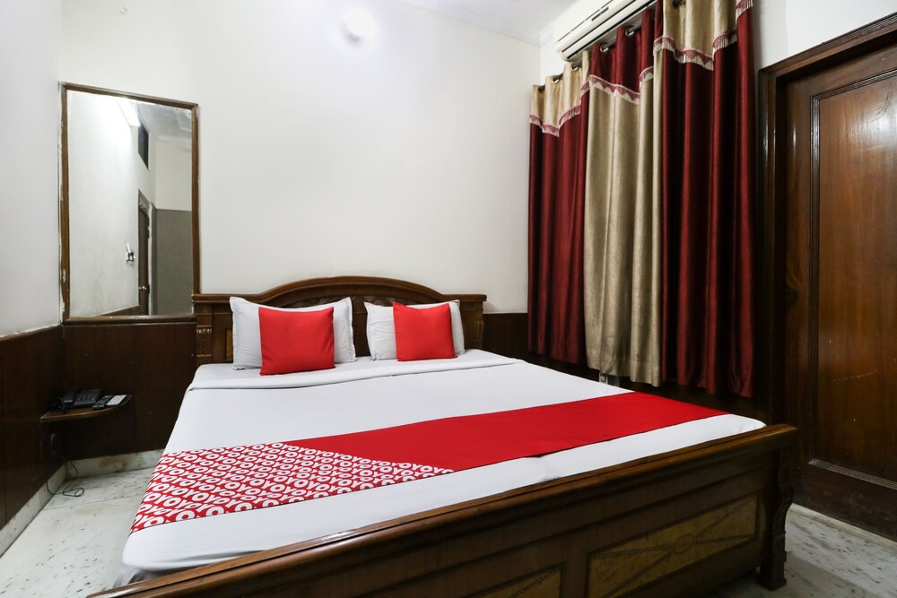 Spot On 46852 Hotel Pal Regency — hotel in Rajpura