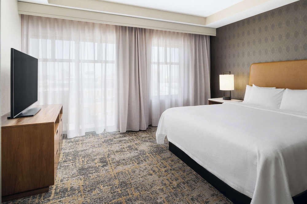 Embassy Suites Lincoln - photo 10