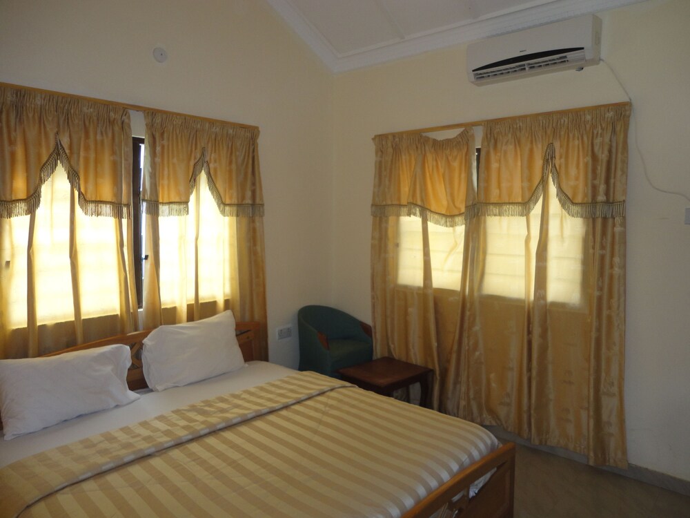 Tenack Beach Resort & Hotel — Axim — photo 5