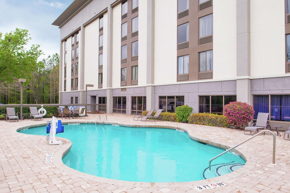 Hampton Inn Columbia Northeast Fort Jackson Area - photo 37