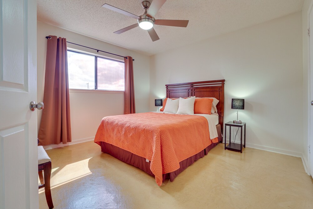 San Antonio Townhome 3 Mi to Lackland AFB - photo 3