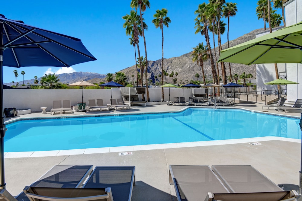 The Dunes Hotel - photo 36