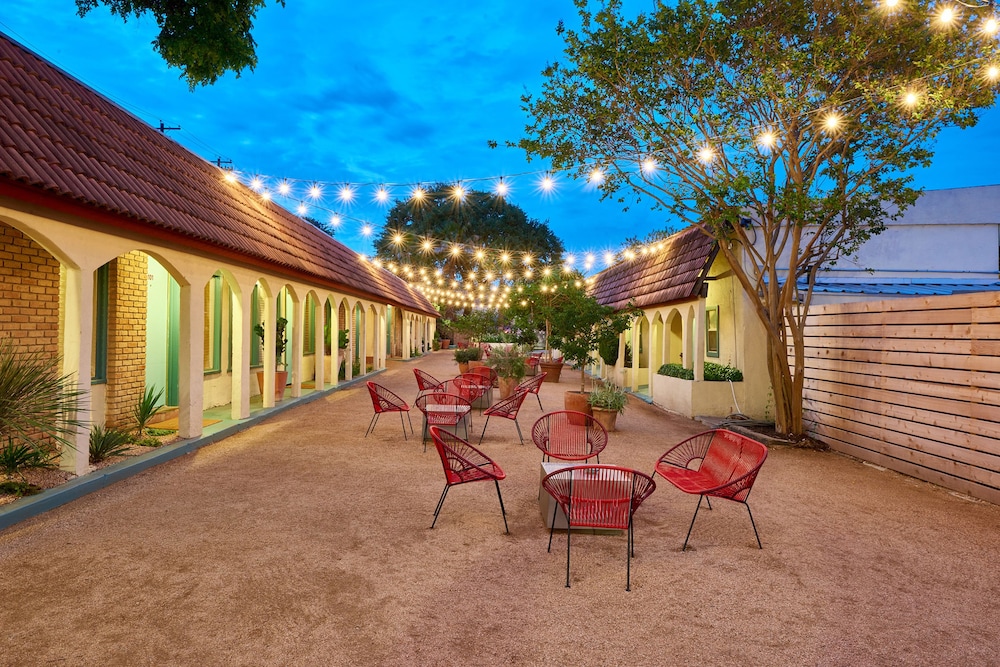 Austin Motel - photo 133