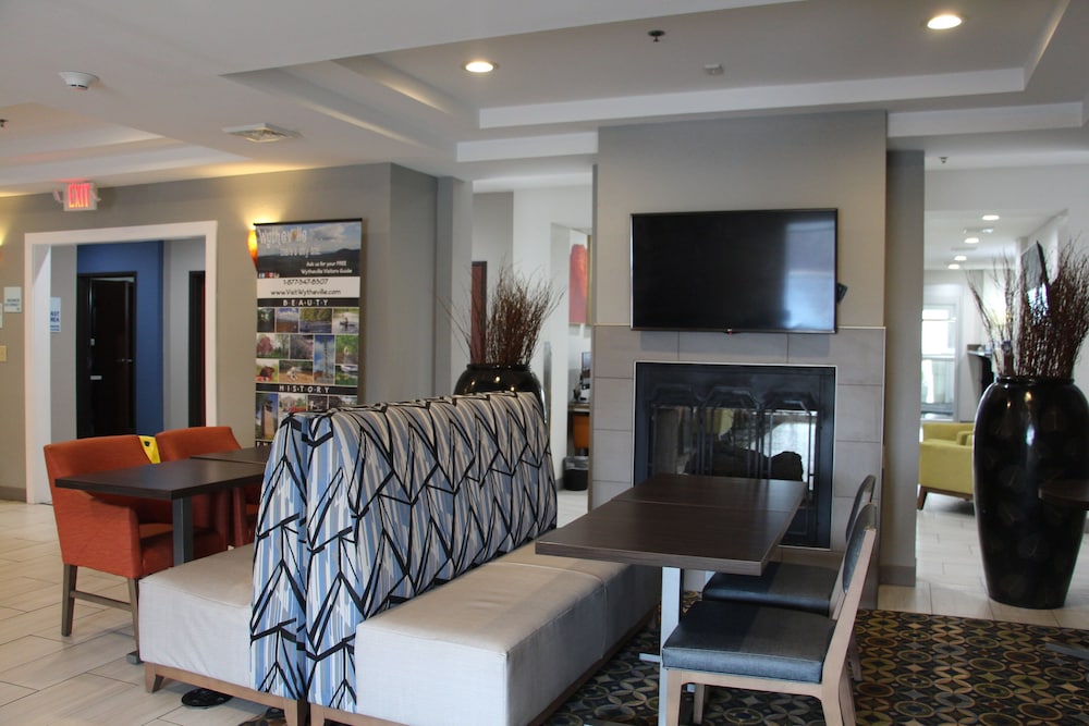 Holiday Inn Express and Suites Wytheville by IHG - photo 47