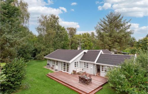 Stunning Home In Gilleleje With Wifi — 4-Star Luxury Hotel in Gilleleje, Denmark