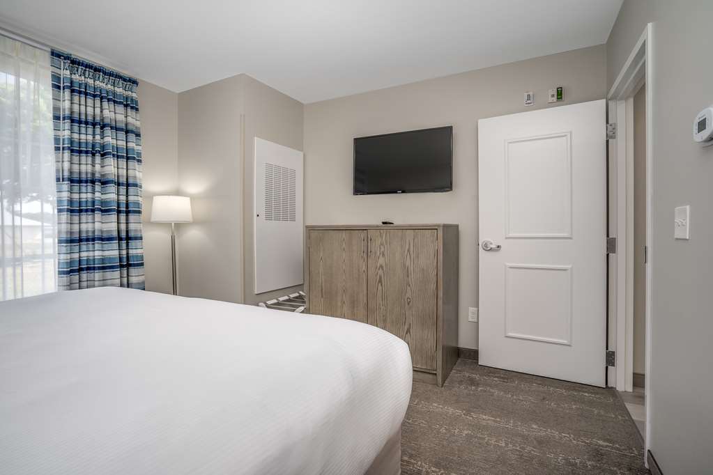 Lighthouse Suites Best Western Signature Collection - photo 8
