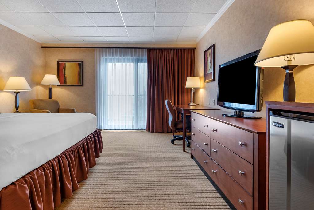 Best Western Plus Oswego Hotel and Conference Center - photo 36