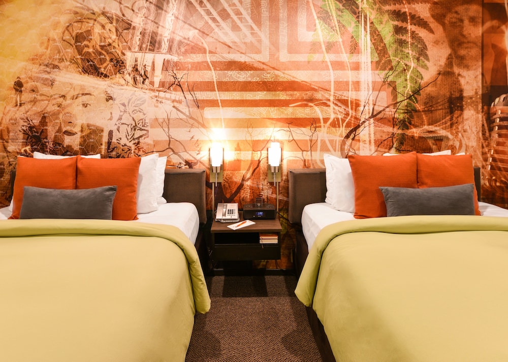 The Tangerine A Burbank Hotel - photo 13