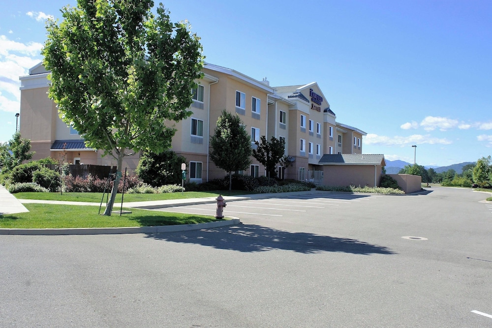 Fairfield Inn & Suites by Marriott Redding - photo 41