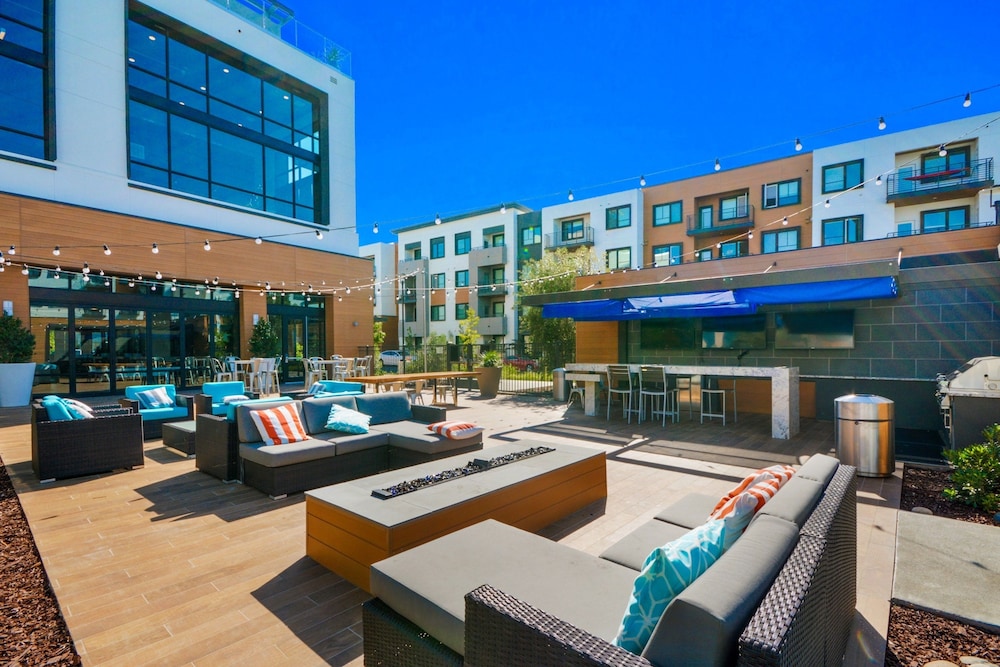 Global Luxury Suites in Menlo Park - photo 81