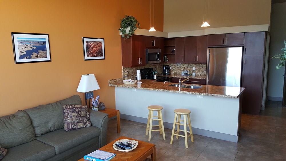 Picazzos Loft in the View Plaza - photo 15
