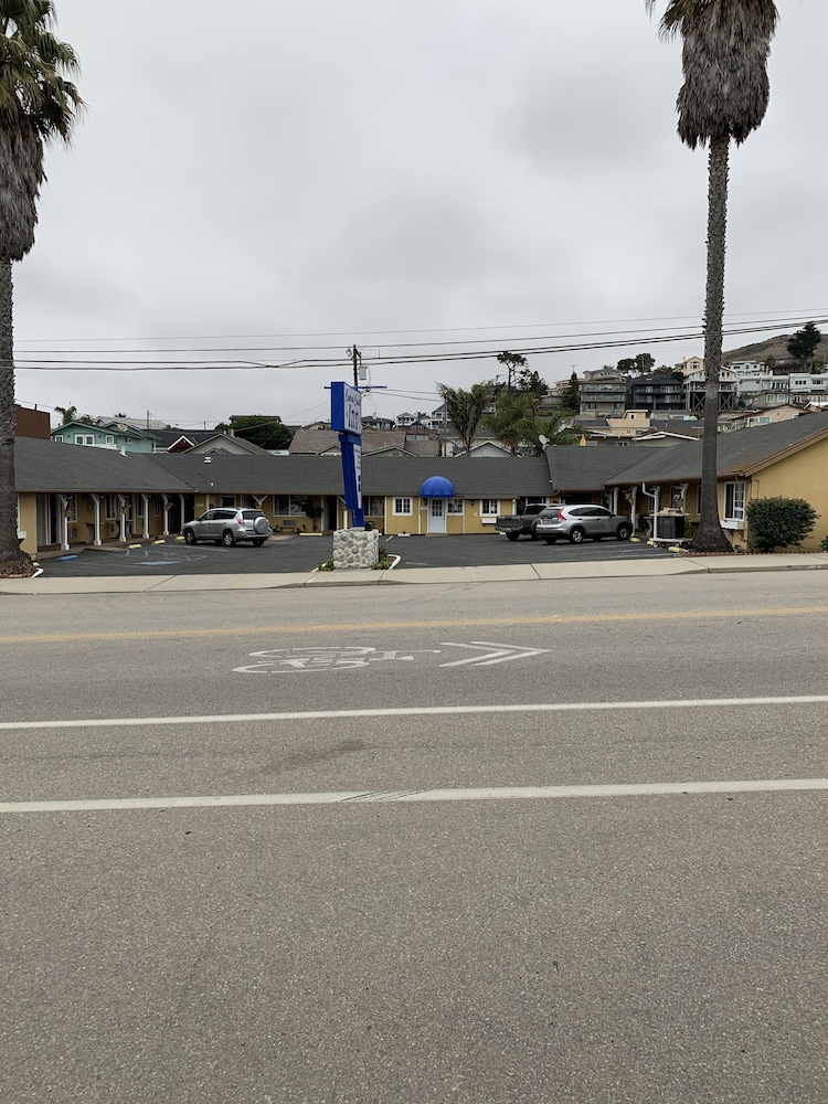 Central Coast Inn - photo 25