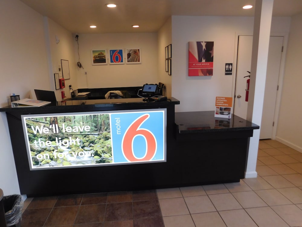 Motel 6 Burlington WA - photo 3