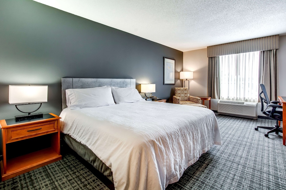 Hilton Garden Inn Louisville Airport - photo 15