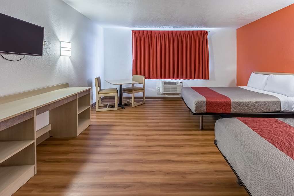 Motel 6 Beaverton OR - photo 13