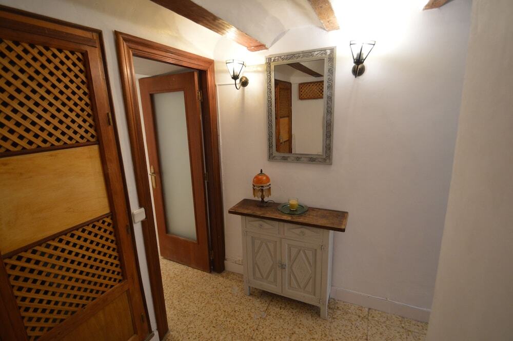 TarragonaSuites 69 Sant Llorenç 351 — hotel in Tarragona