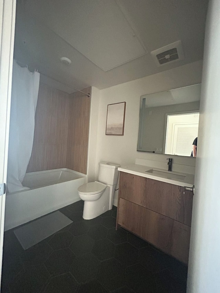Elegant Retreat in the Heart of LA - photo 20