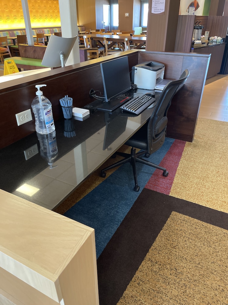 Fairfield Inn & Suites East Grand Forks - photo 24
