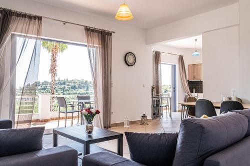 Nenes Apartment — 4-Star Luxury Hotel in Koroni, Greece
