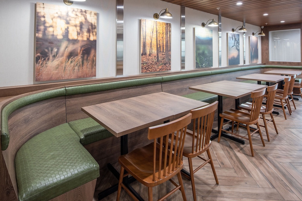 Fairfield Inn & Suites by Marriott Anaheim Los Alamitos - photo 42