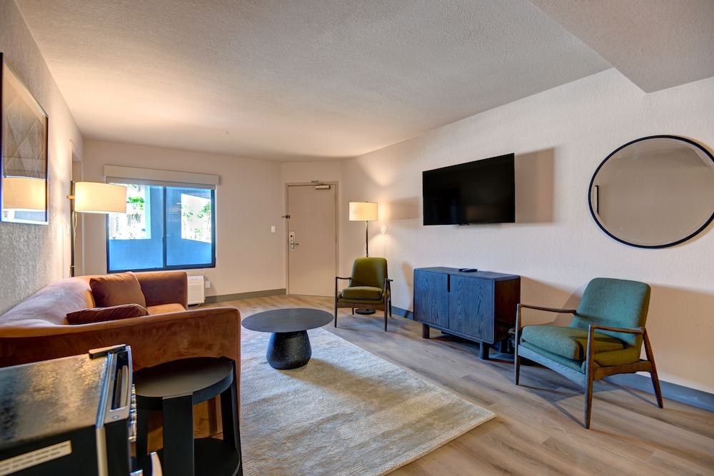 The Dunes Hotel - photo 23