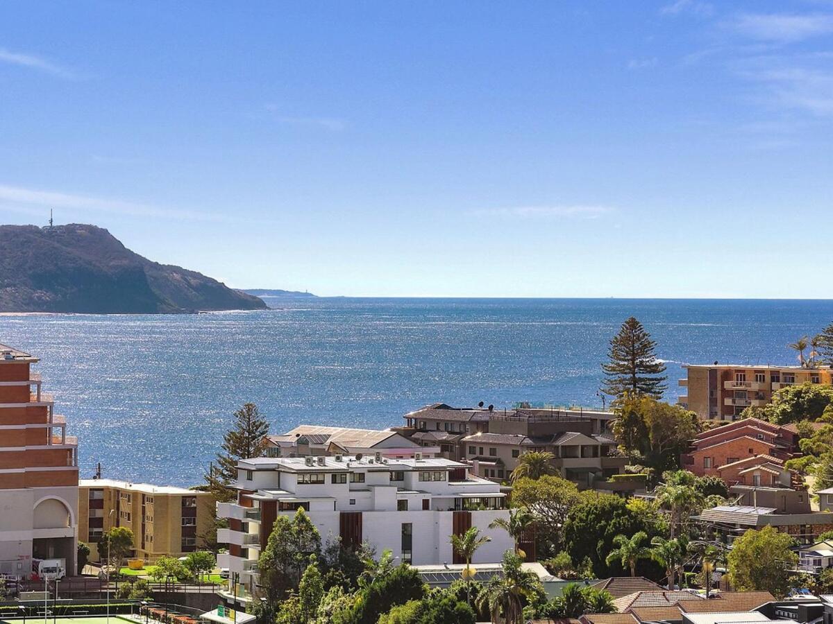 Seabreeze Escape Ocean views Walk to Terrigal — 4-Star Luxury Hotel in Terrigal, Australia