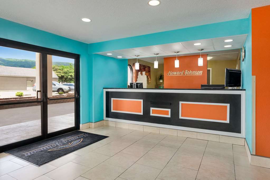 Howard Johnson by Wyndham Chattanooga Lookout Mountain I 24 - photo 8