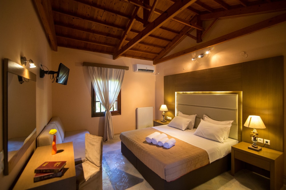 Vicky Studios in Mithymna, Greece