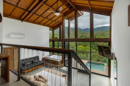 Lobo Guará Refúgio romântico com vista incrível in Itatiaia, Brasil