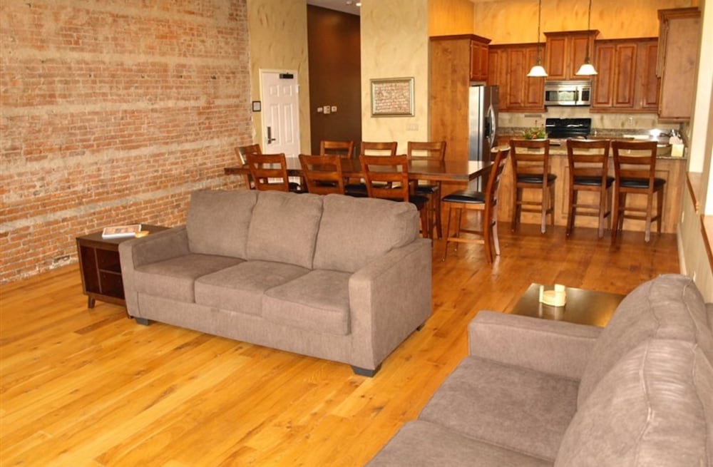 Cornerstone Inn - photo 48