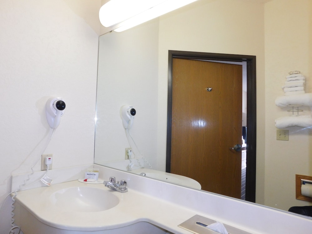 Travelodge by Wyndham Chadron - photo 14