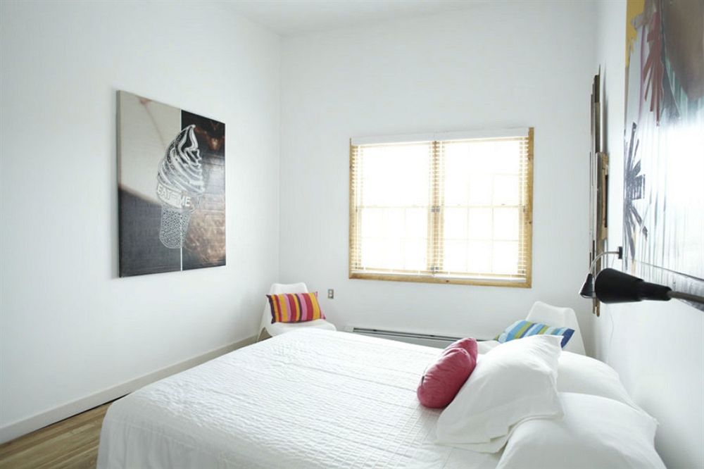 Playland Motel - photo 12