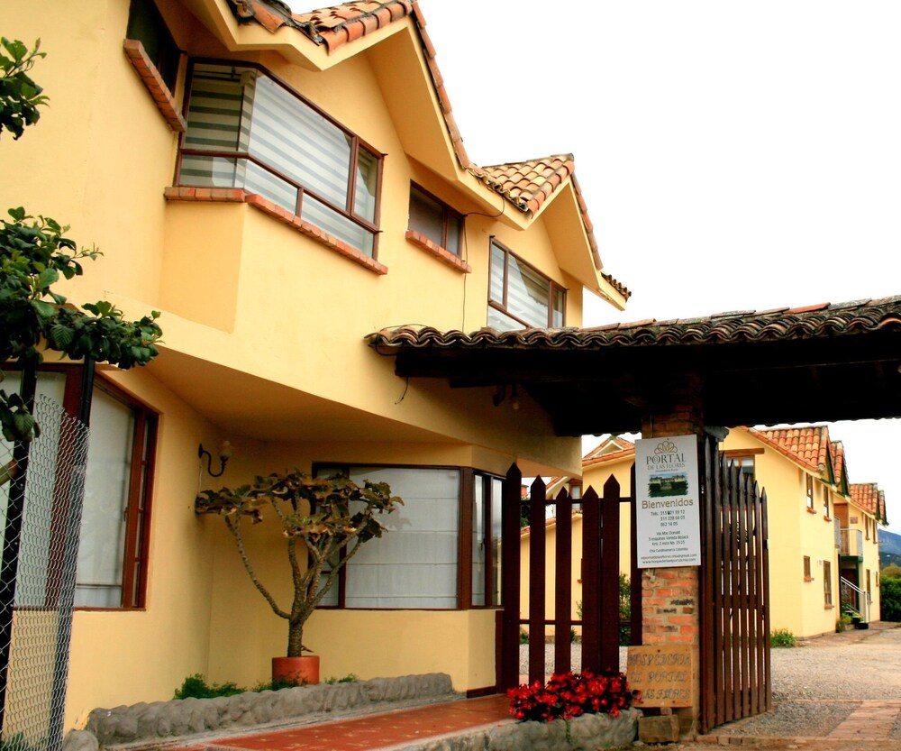 hotel el portal de las Flores Alojamiento Rural in Chia, Colombia