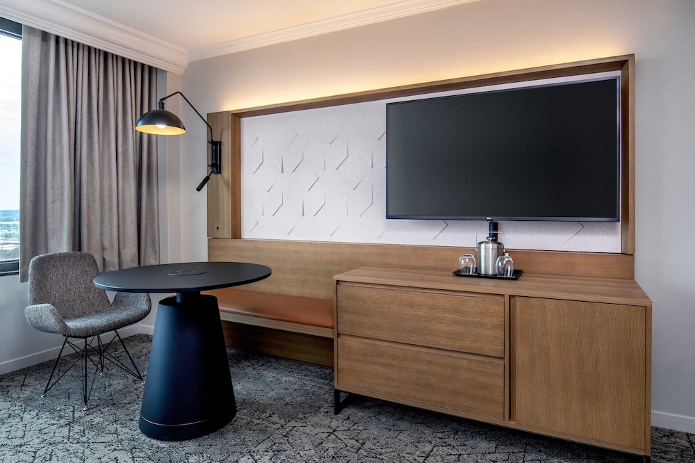 Sheraton Pentagon City Hotel - photo 12