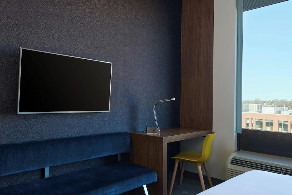 Aloft Durham Downtown - photo 12