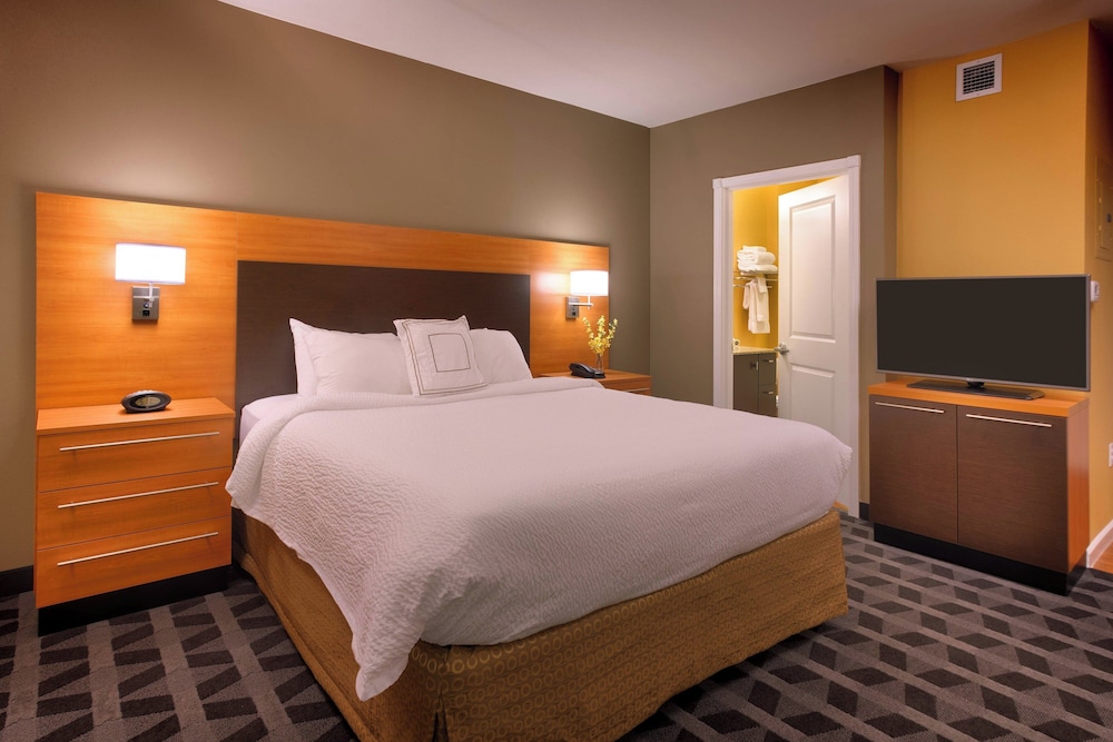 TownePlace Suites Missoula - photo 10