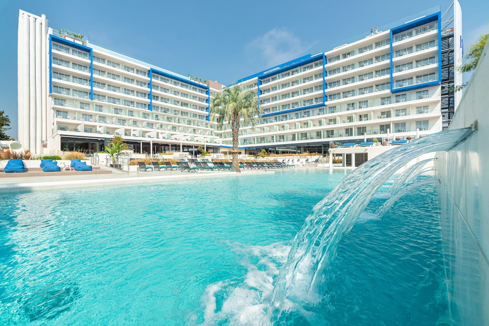 L’Azure Hotel in Lloret De Mar, Spain